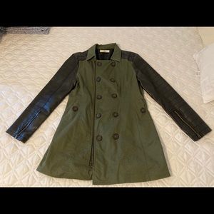 Trench coat by Lola